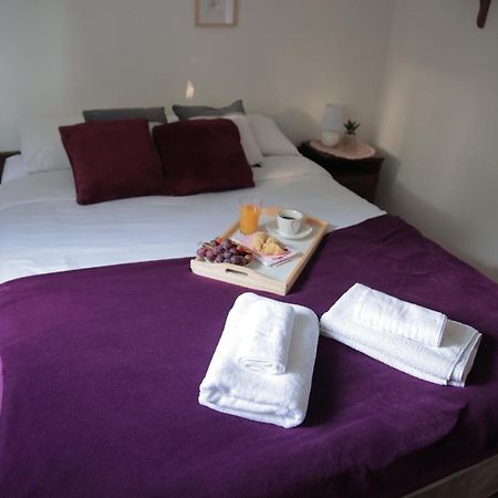 Apartment Amigo Sirova Katalena Ngoại thất bức ảnh